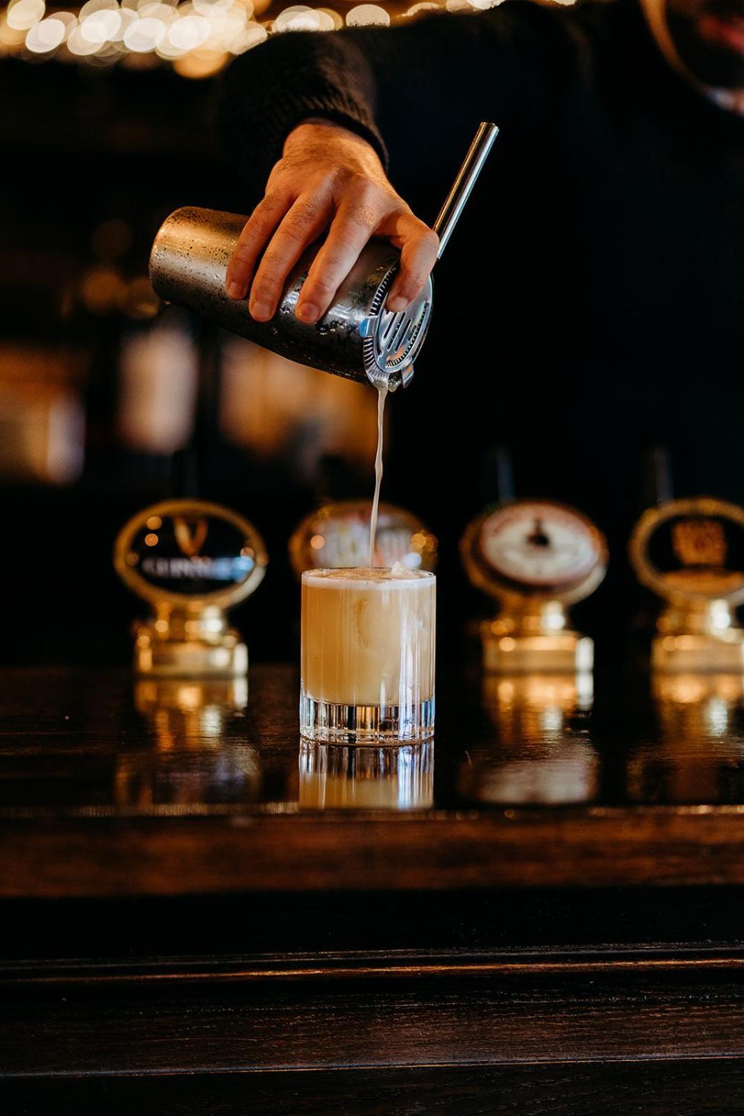 奇丁福德 皇冠客栈酒店 外观 照片